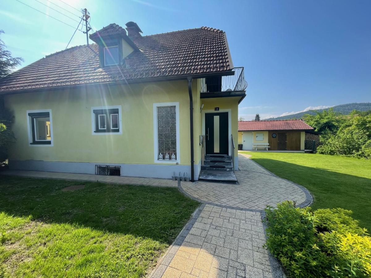 Apartment Schlossbergblick Griffen Exterior foto